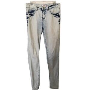 Bongo Size 10 Acid Wash Jeans With Several Little Stains